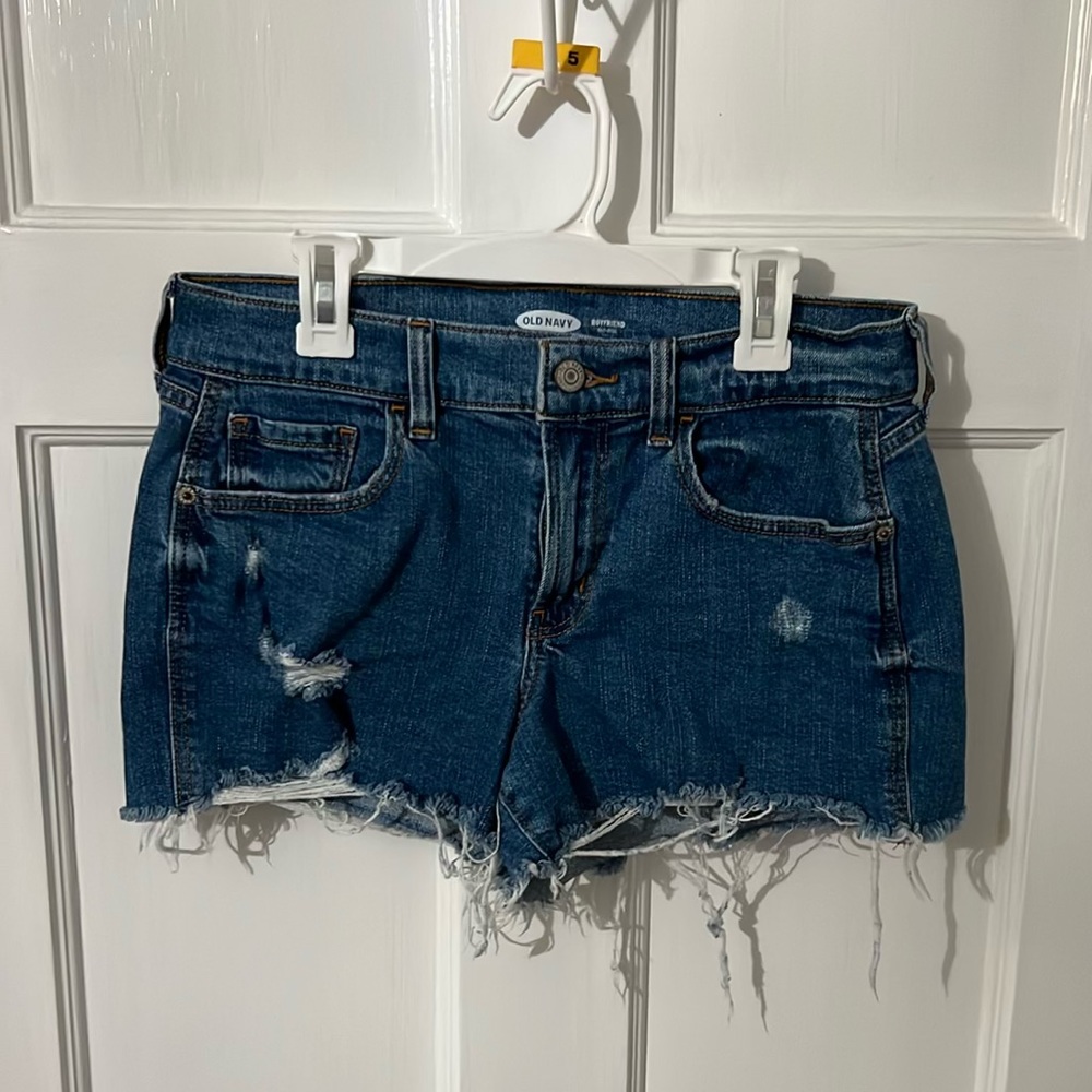 boyfriend fit mid rise denim jean shorts